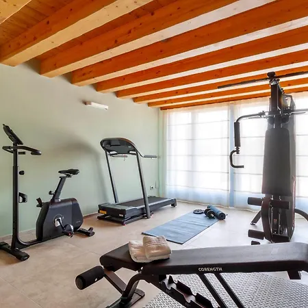 ヴィラ Giulia Stanghella